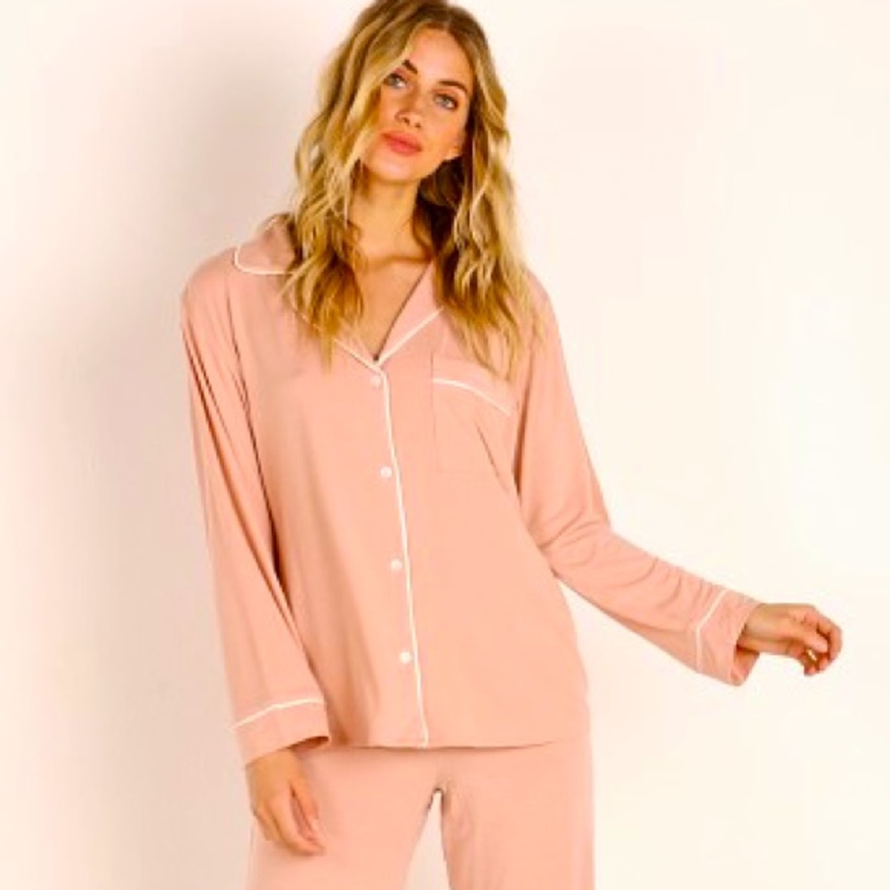 EBERJEY Gisele Tuxedo Peach Pajama Top Shirt • Size LARGE